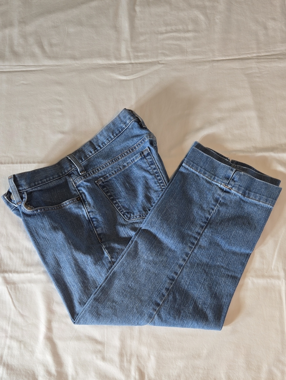 Eddie Bauer Cropped Jeans